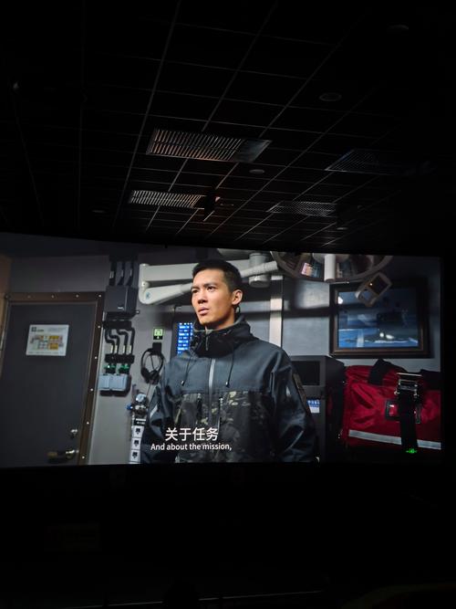 基于“亚洲少妇中文”生成的一个SEO标题，包含3个长尾关键词：

**亚洲少妇中文日常Vlog：家庭生活、时尚穿搭与中式烹饪分享**