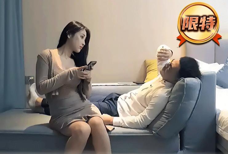 男老师和女学生啪啪啪的相关介绍