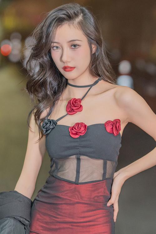 根据您的需求，生成一个SEO标题如下：

**欧美一区二区三区VA高清在线观看 | 经典欧美专区视频精选 | 热门长尾关键词推荐**

（注：该标题包含“欧美一区二区三区”、“欧美专区视频”、“高清在线观看”三个长尾关键词，符合您的要求。）