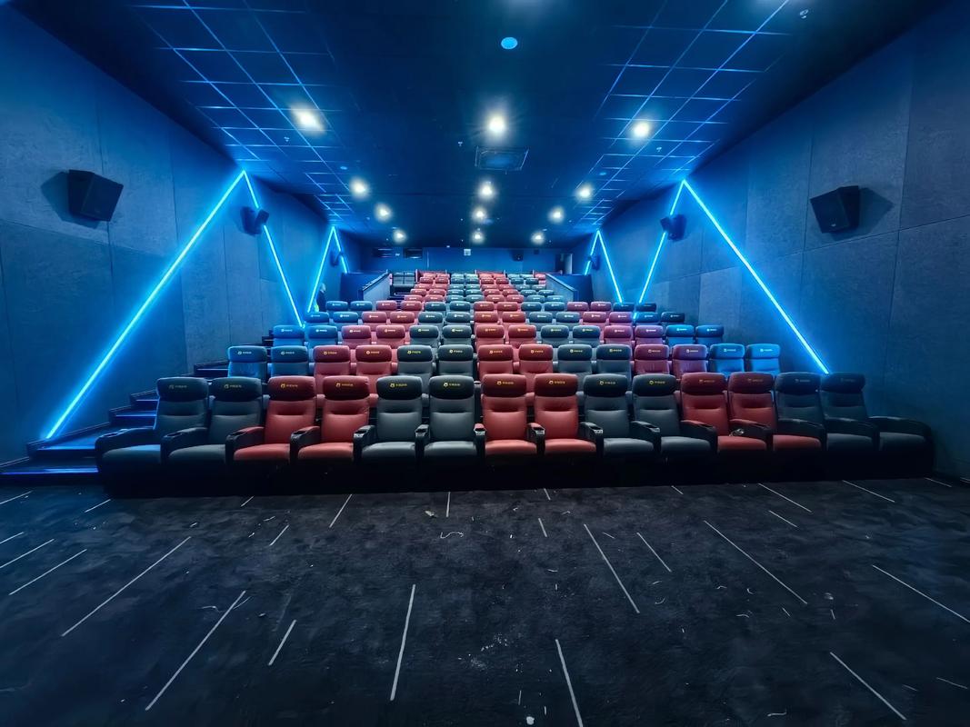 《天堂电影院》经典重映：跨越时光的胶片情书，感动三代人的影院记忆与人生回望