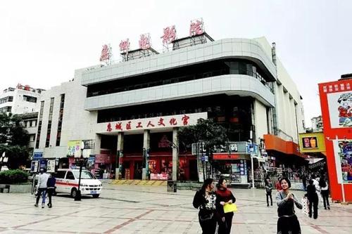 那个我生活了近六年的电影院啊：老影迷的青春记忆、小众影厅推荐与周边情怀打卡攻略