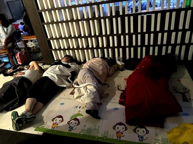 av在线少妇片的相关介绍