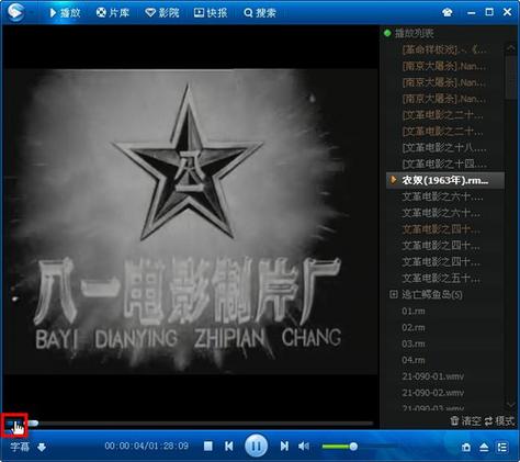 躺在床上看电影的私密影院体验｜家庭卧室投影仪推荐｜情侣居家约会神器