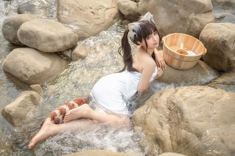 亚洲少妇综合一区的相关介绍