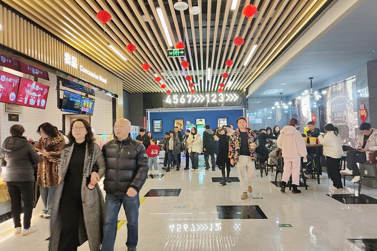 电影院网上订票系统 - 在线选座购票平台，支持实时座位图与优惠活动查询